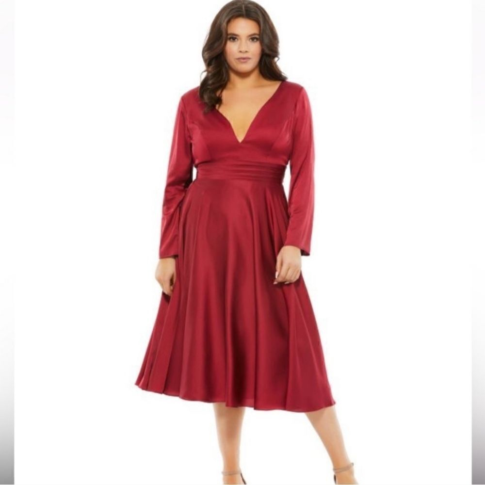 Mac Duggal 67907 Burgundy Satin V-Neck Long Sleeve Dress Sz 22W NWT